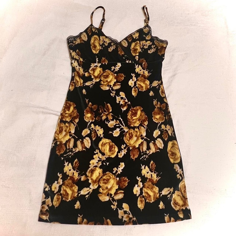 Urban outfitters floral velvet mini dress